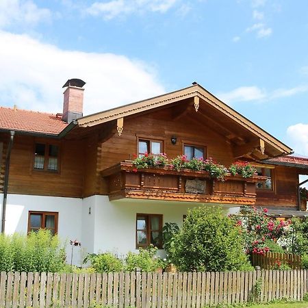 Haus Blumenfeld-Schwaiger Daire Übersee Dış mekan fotoğraf