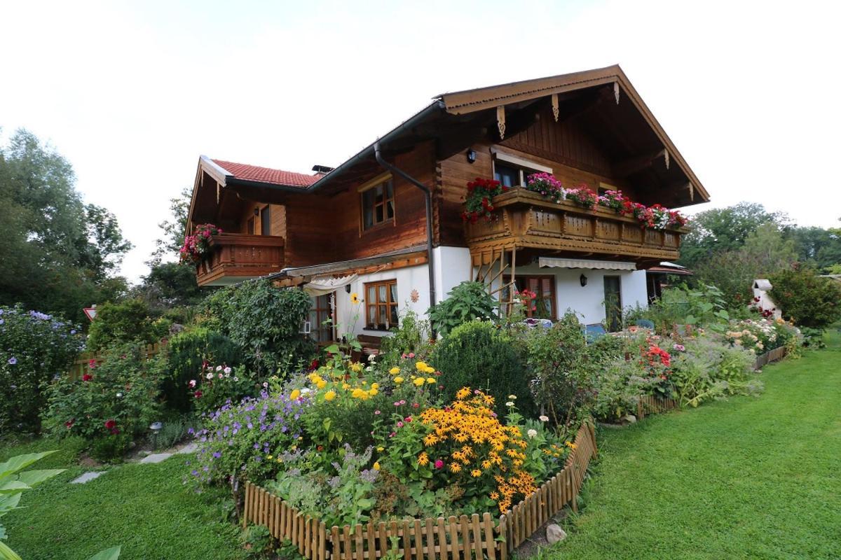 Haus Blumenfeld-Schwaiger Daire Übersee Dış mekan fotoğraf